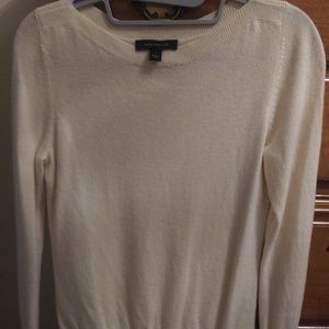 Ann Taylor 5% cashmere sweater cream